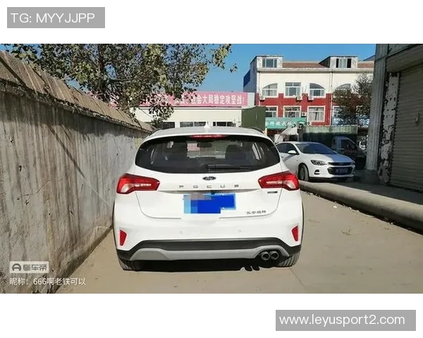 福克斯幸福生活照曝光妻子美丽动人儿女聪明可爱展现完美家庭生活