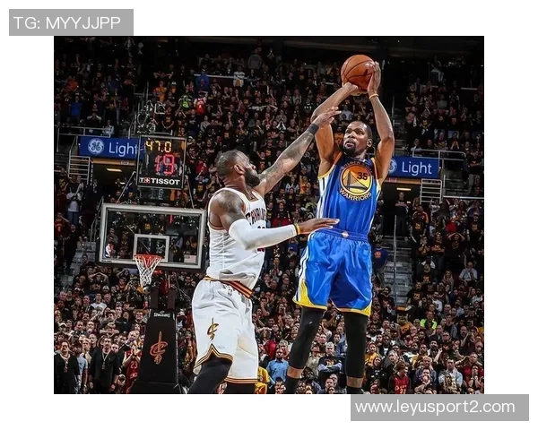 美记从五个维度分析詹姆斯与杜兰特的优劣势对比