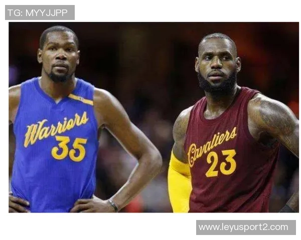 詹姆斯专注精神引领球队AD称其对教练和队友要求严格