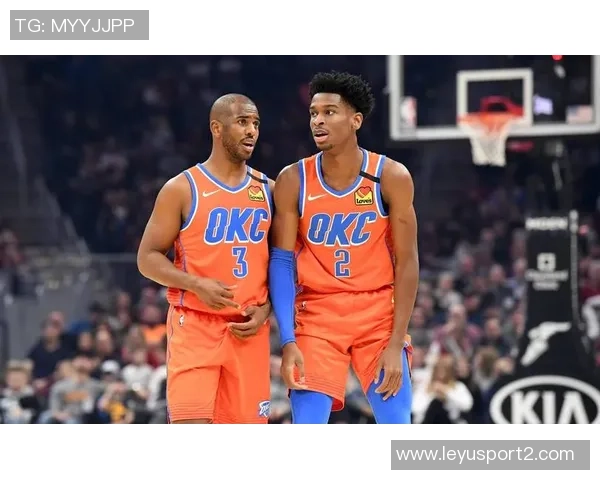 保罗求职未果引热议苏群分析NBA冠军争夺战形势复杂难以预测 保罗求职未果引热议苏群分析NBA冠军争夺战形势复杂难以预测