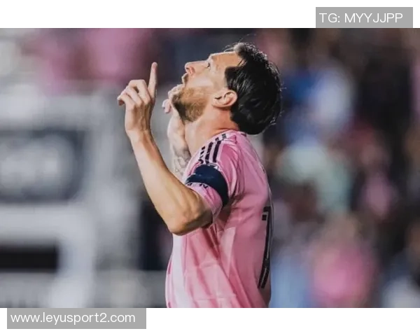 皮耶罗心目中的足球传奇代表:C罗梅西齐达内的巅峰对决 皮耶罗心目中的足球传奇代表:C罗梅西齐达内的巅峰对决